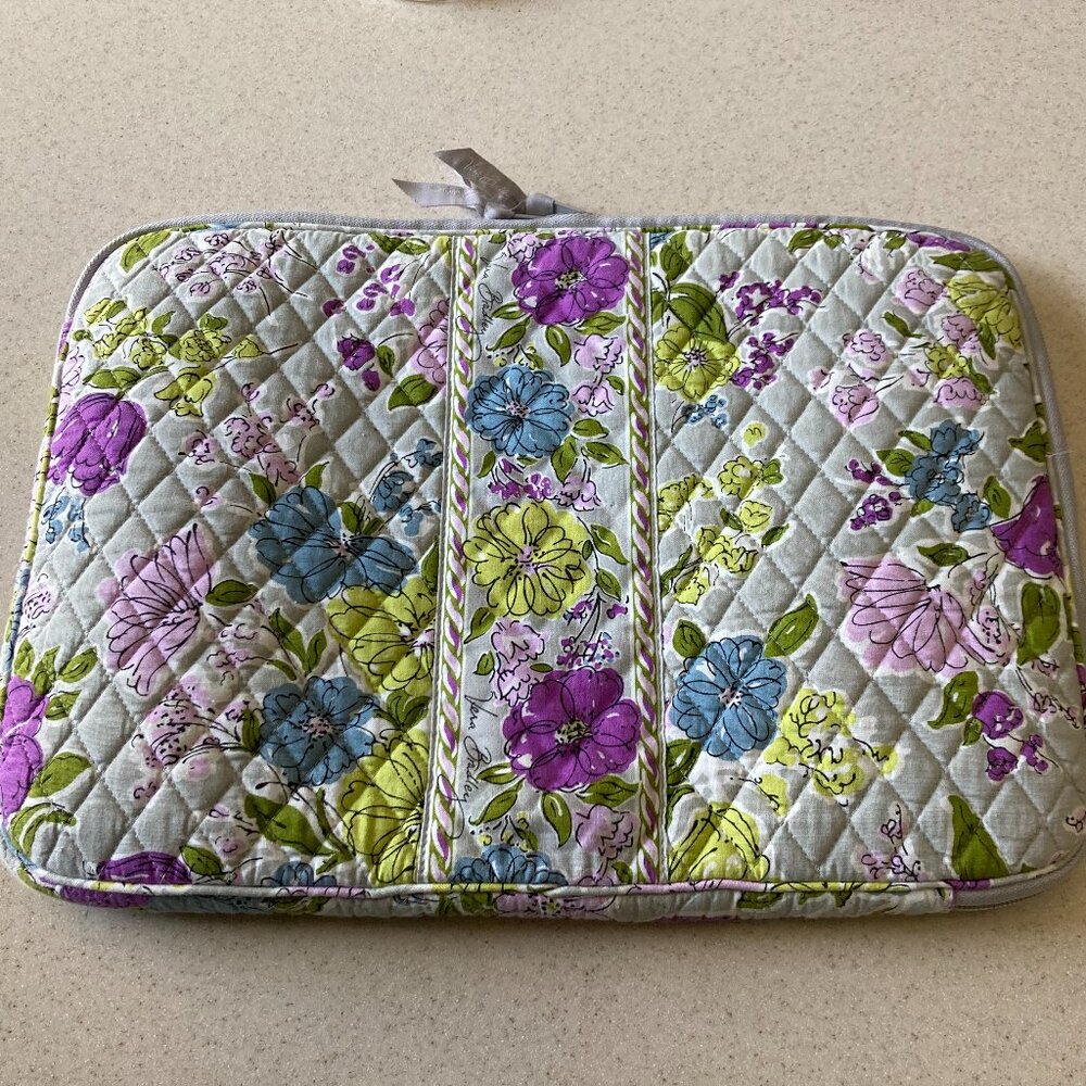 Vera Bradley Laptop Case EUC Watercolor Pattern - Picture 5 of 14